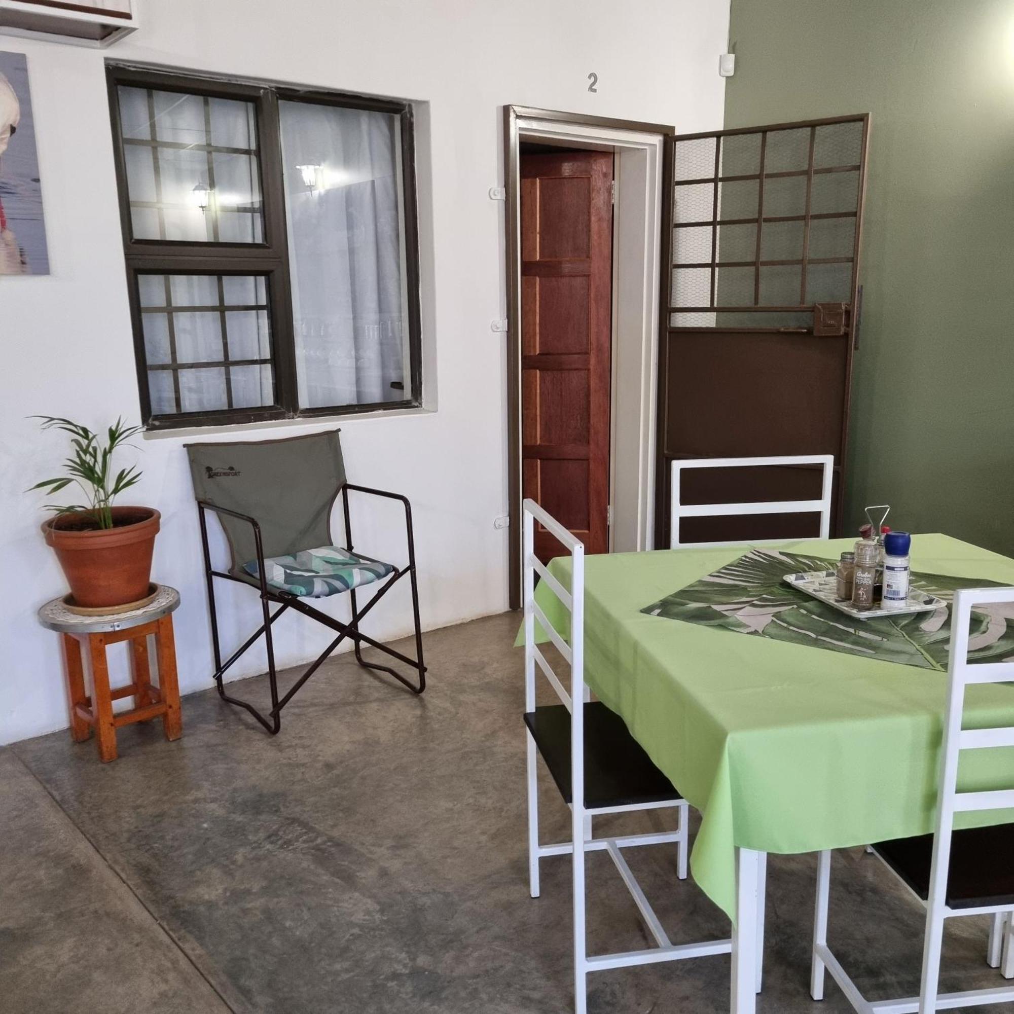Olienhoff Guesthouse And Rest Camp Otavi Exterior foto