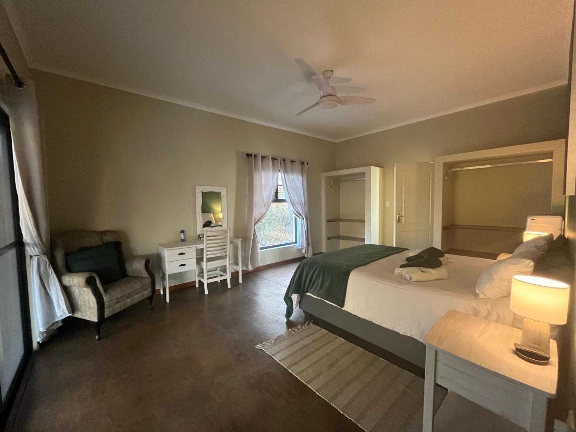 Olienhoff Guesthouse And Rest Camp Otavi Exterior foto