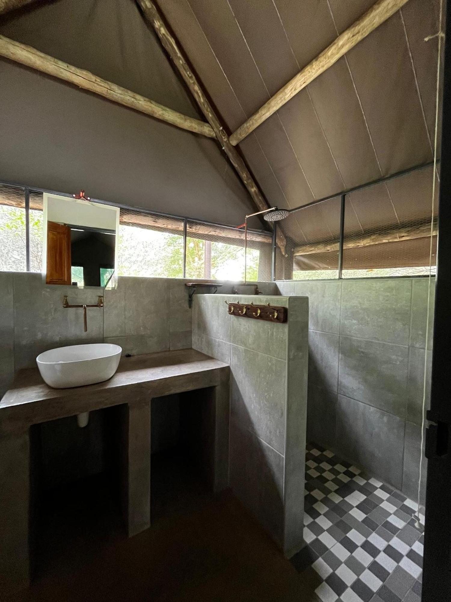 Olienhoff Guesthouse And Rest Camp Otavi Exterior foto